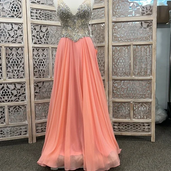 beach photoshoot dresses for women Sherri Hill 56018